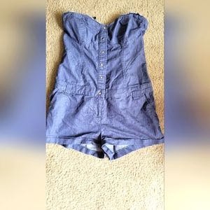 Small Chic Denim Romper - Effortless Style for Every Occasion